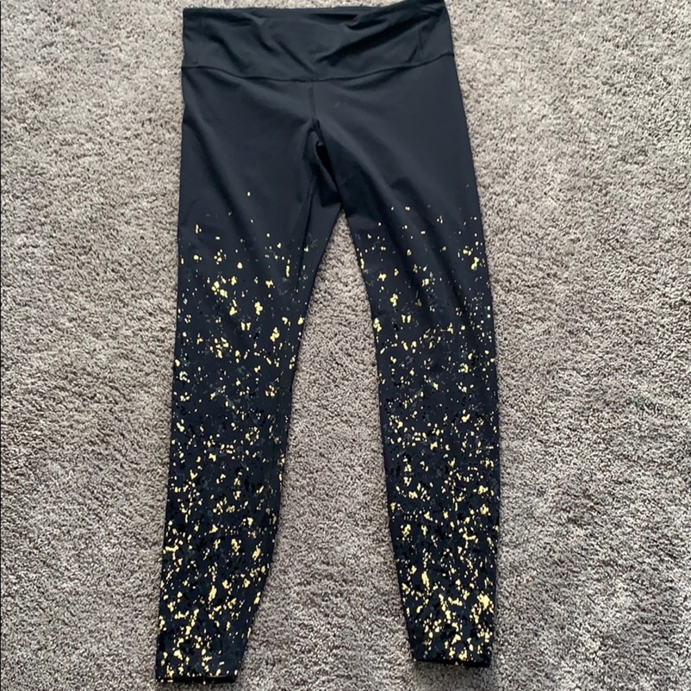 Lululemon speed wunder tight Lunar new year sz 10